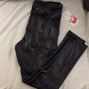 Black faux leather leggings